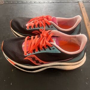 Saucony Endorphin Pro Running Shoes – Women’s 6.5
